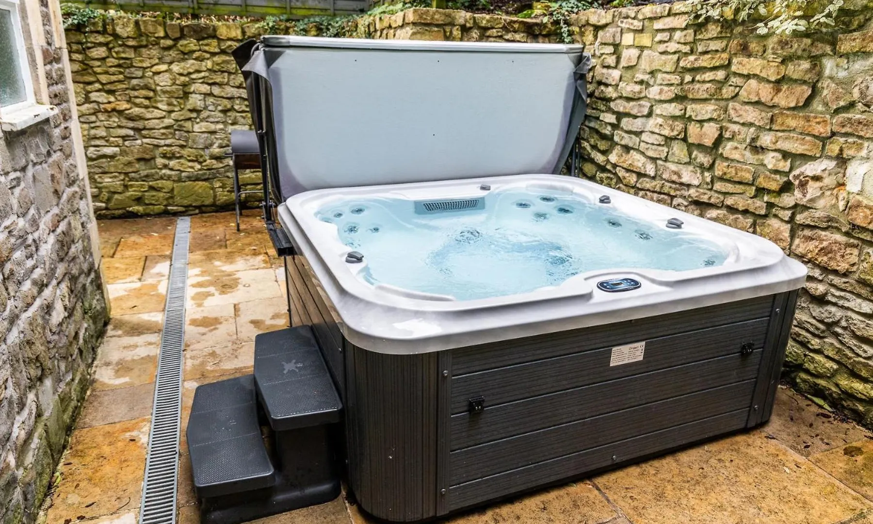 Apartment Locksbrook Lodge - Hot Tub - Spacious Outdoor Space Bath United Kingdom